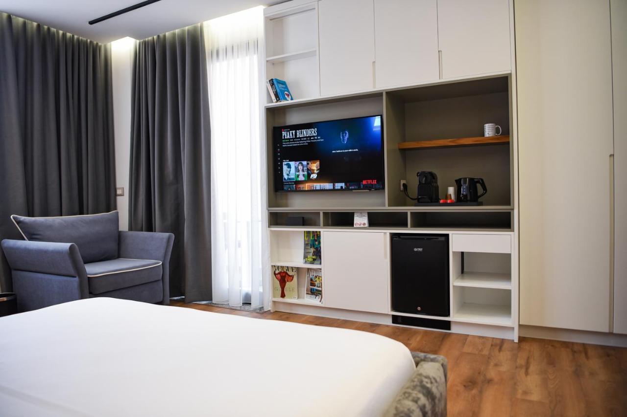 Hotel The Wilson Tirana Extérieur photo