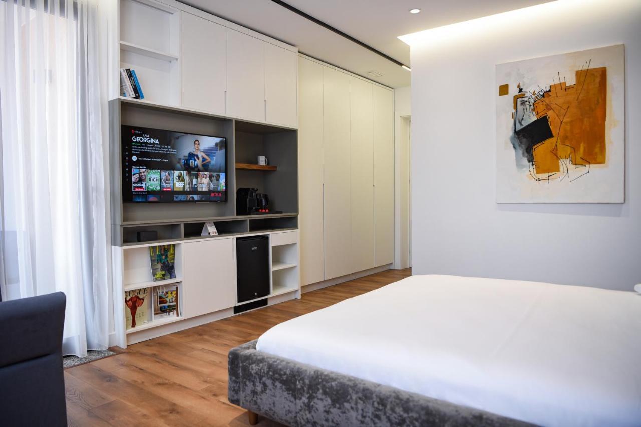 Hotel The Wilson Tirana Extérieur photo