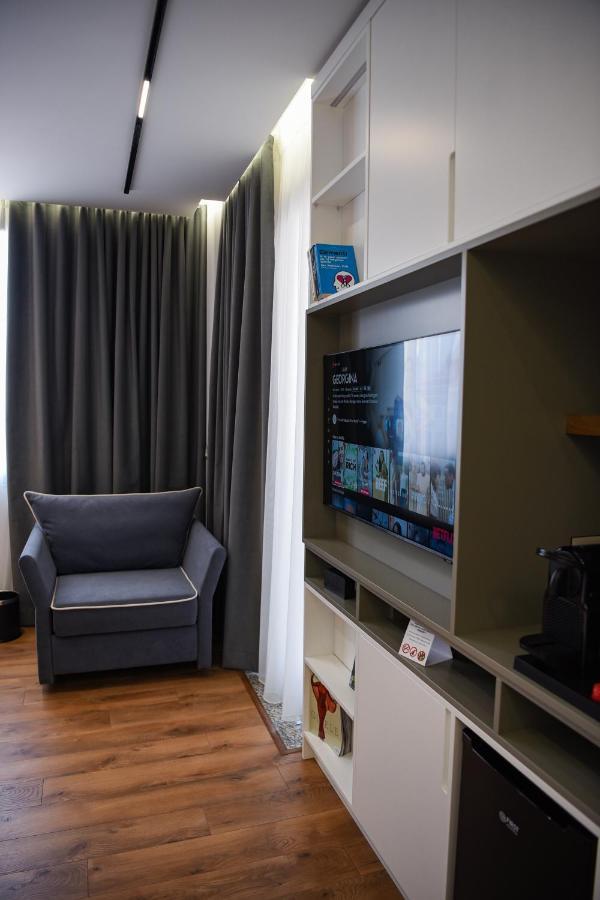 Hotel The Wilson Tirana Extérieur photo
